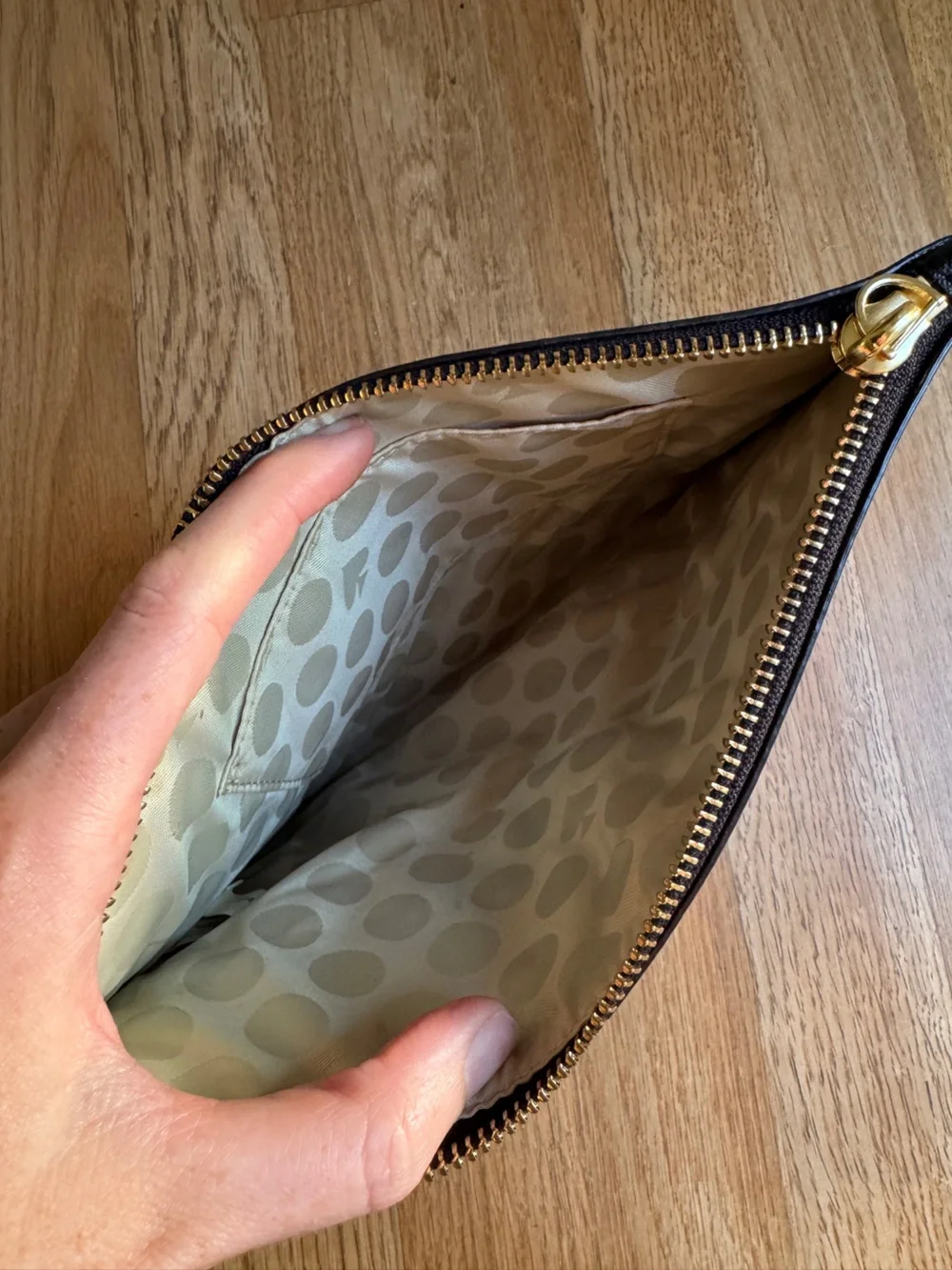 kate spade Zip Wristlet